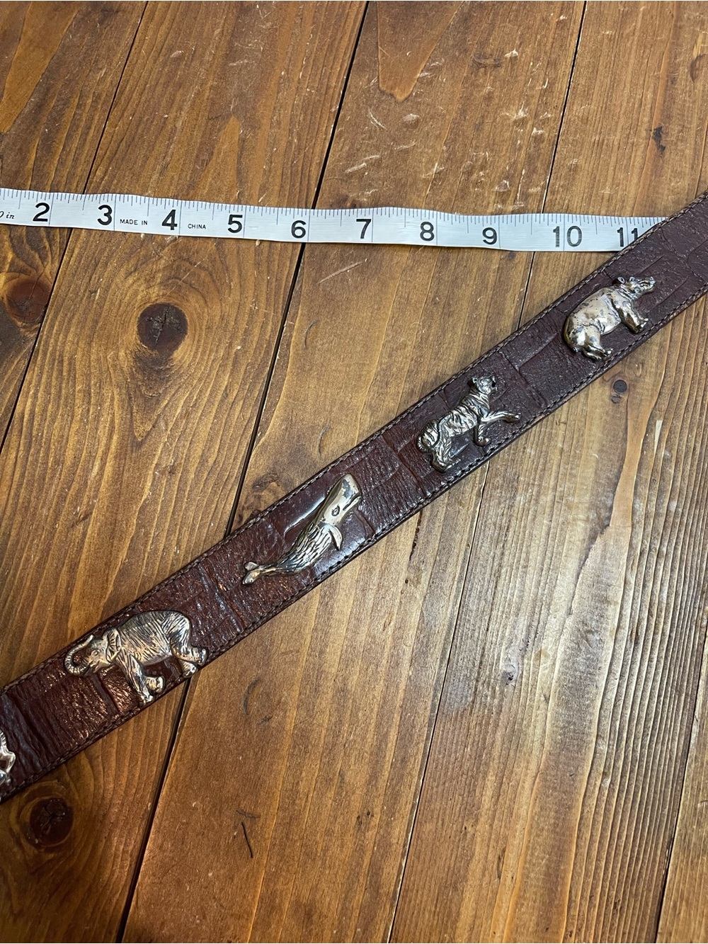 Honest by Brighton leather belt with silvertone animals size 26 - Picture 3 of 8